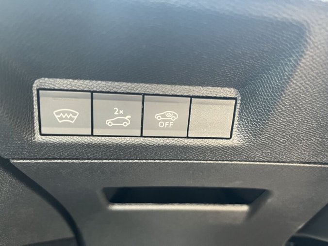 Peugeot 5008, Peugeot 5008 GT Hybrid 145 e-DCS6, barva bílá