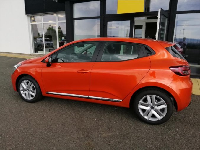 Renault Clio, 1,6   E-TECH 140 INTENS, barva oranžová