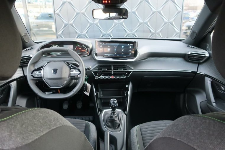 Peugeot 2008, Peugeot 2008 ACTIVE 1.2 MAN6 100k, barva stříbrná