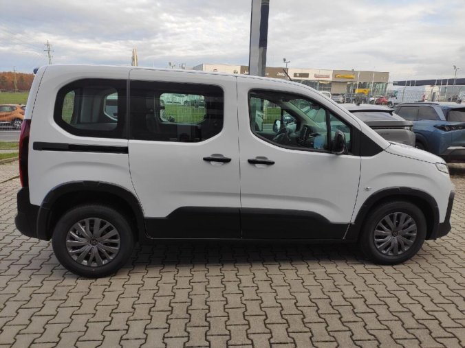 Peugeot Rifter, Peugeot Rifter ALLURE 1.2i 110k MAN6 BENZIN, barva bílá