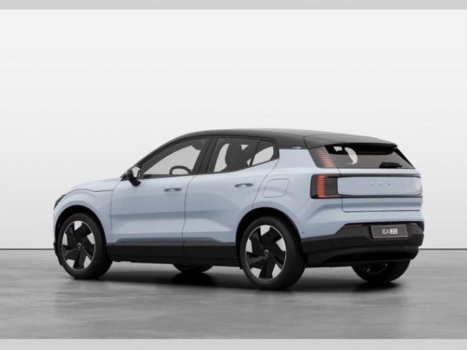 Volvo ex30, Twin Motor Performance Plus 42, barva modrá
