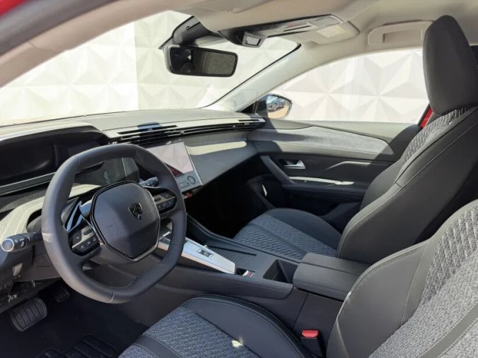 Peugeot 308, Peugeot 308 SW ALLURE BlueHDi 130 EAT8, barva červená
