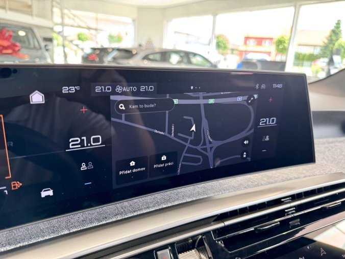 Peugeot 3008, Peugeot 3008 ALLURE Hybrid 136k, Automat, barva černá
