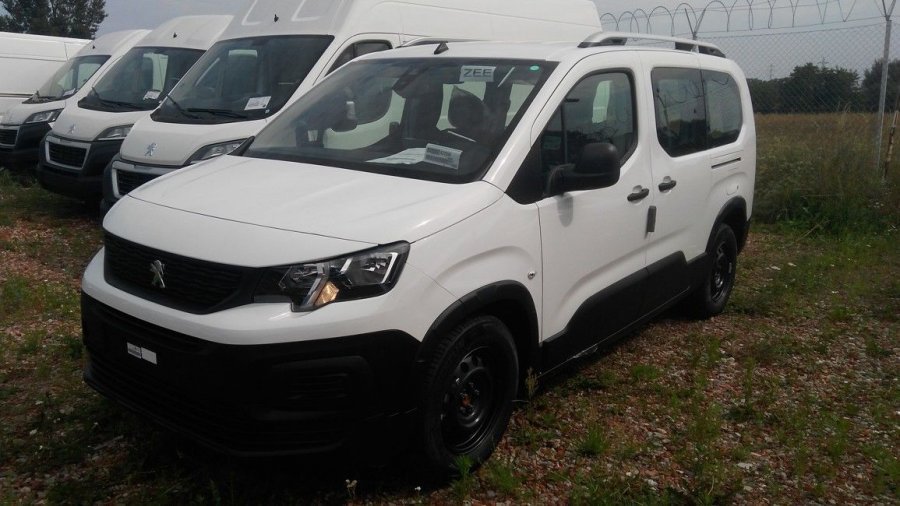 Peugeot Rifter, LONG Active 1.2 PureTech 110 S&S MAN6, barva bílá