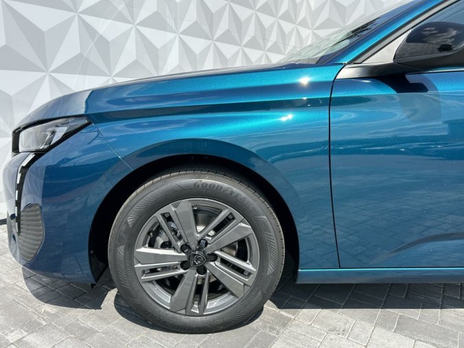 Peugeot 308, Peugeot 308 SW Active PureTech130 MAN6, barva modrá