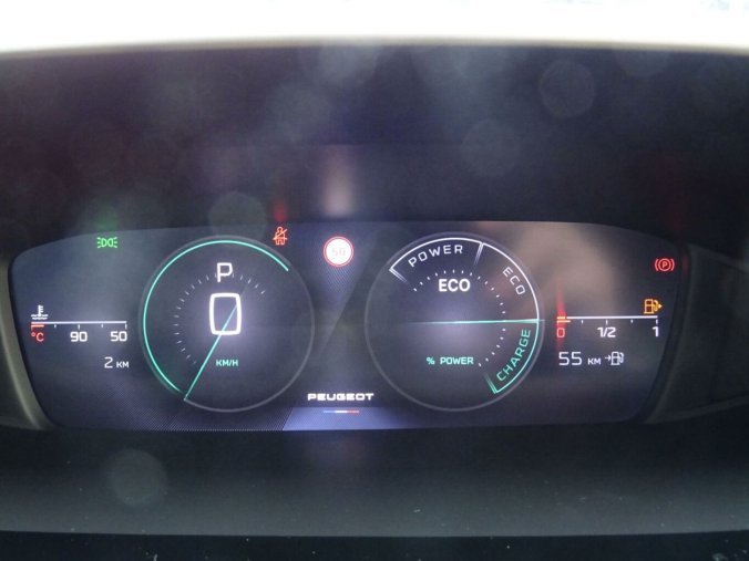 Peugeot 408, Peugeot 408 ALLURE Hybrid 145k e-DCS6, barva šedá