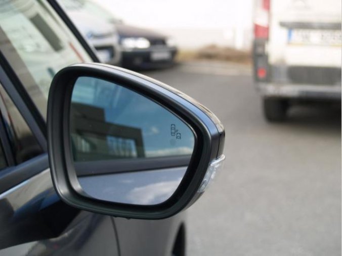 Citroën Grand C4 Spacetourer, Shine Pack 2,0BHDi 160 EAT8, barva šedá