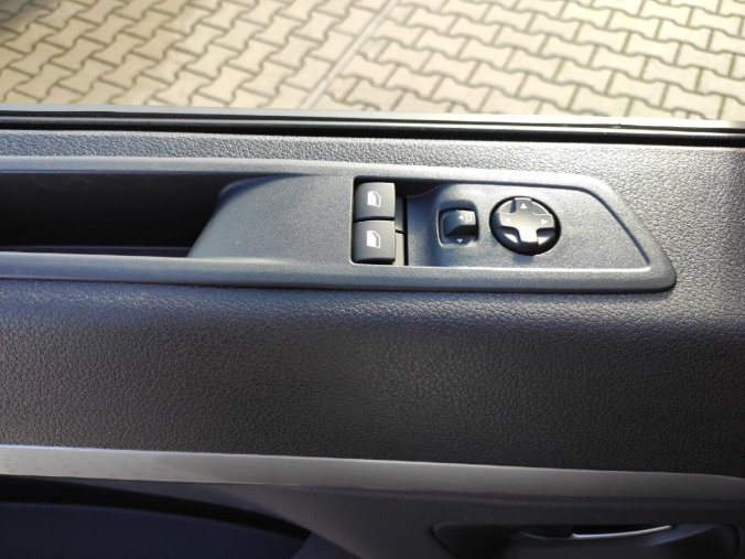 Peugeot Traveller, Peugeot Traveller L3 2.2 HDI AUT8 180k  WEBASTO, barva šedá