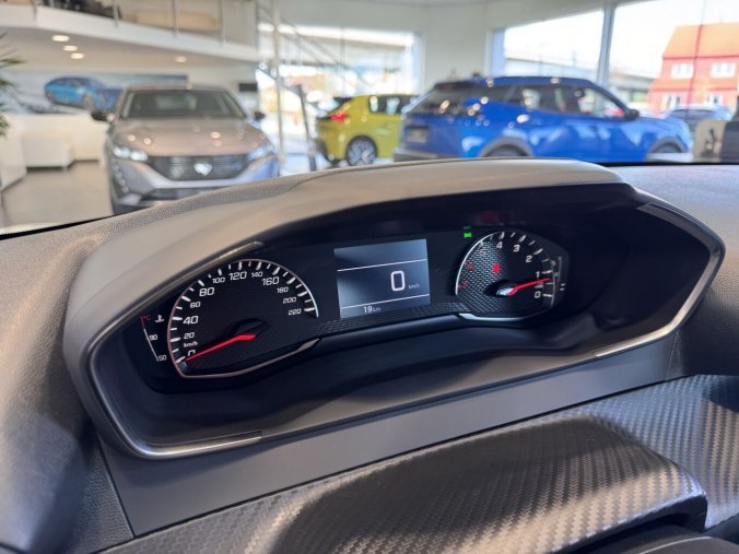 Peugeot 208, Peugeot 208 STYLE, 75 koní, Manuál, barva šedá