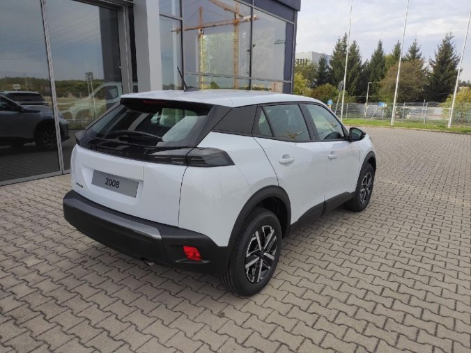 Peugeot 2008, Peugeot 2008 STYLE 1.2 100k MAN6, barva bílá