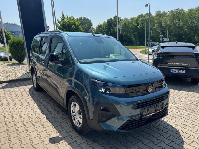 Peugeot Rifter, Peugeot Rifter LONG ALLURE BlueHDi 130 7 MÍST, barva modrá