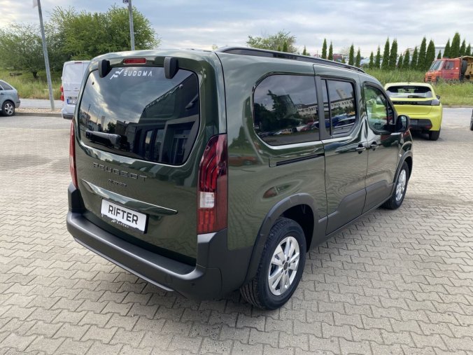 Peugeot Rifter, Peugeot Rifter Long Allure BlueHDi130 EAT8 N1, barva zelená