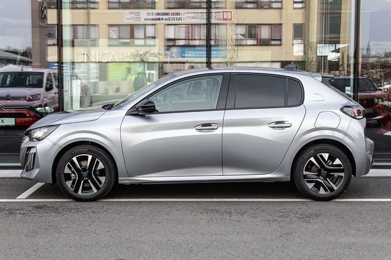 Peugeot 208, Peugeot 208 1,2 ALLURE PT 100 S&S MAN6, barva stříbrná