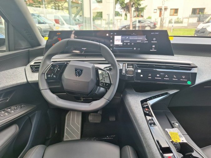 Peugeot 3008, Peugeot 3008 ALLURE Hybrid 136 e-DCS6, barva šedá