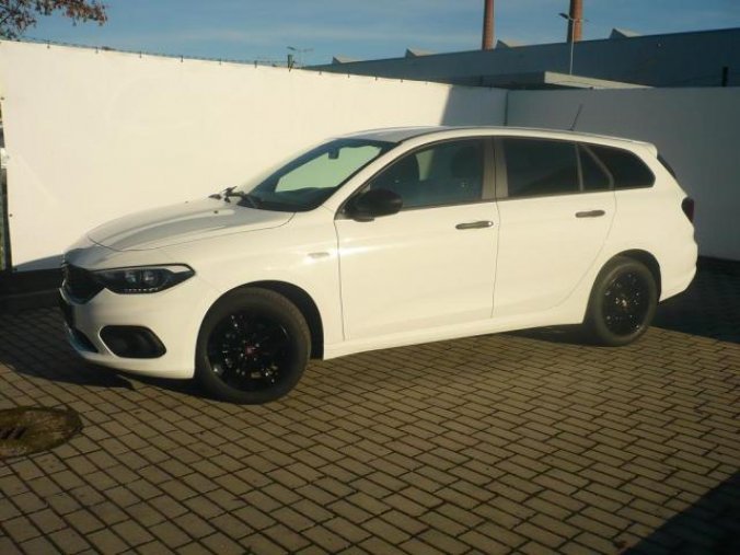 Fiat Tipo, SW 1.4 95k Street, barva bílá