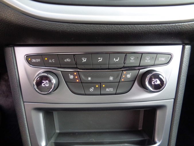 Opel Astra, D2Wo Sports Tourer Enjoy D 14 XFL S/S (92kW/ 125HP) MT6, barva bílá