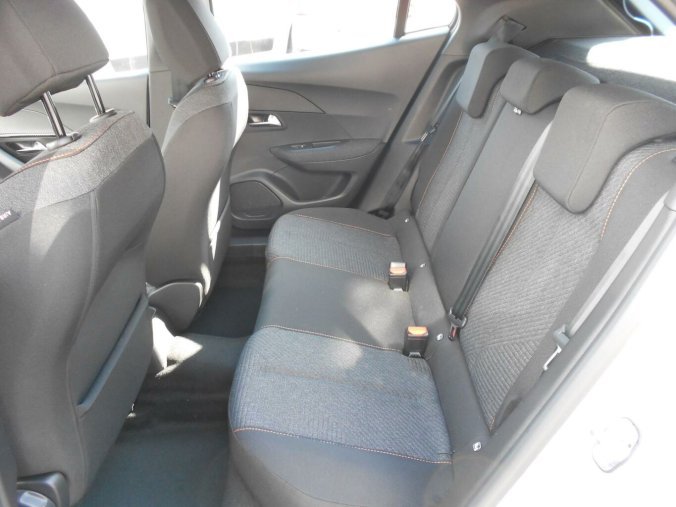 Peugeot 2008, Peugeot 2008 STYLE PureTech 100 MAN6, barva bílá
