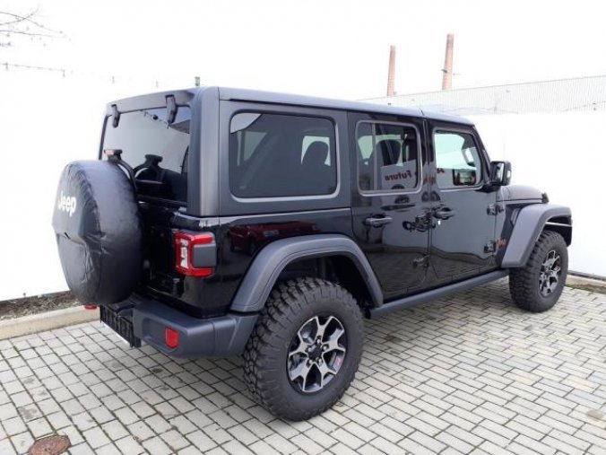 Jeep Wrangler, 2,0T 270 PS Rubicon Unlimited, barva černá