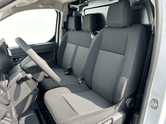 Peugeot Expert, Peugeot Expert Furgon L2 2.0 BlueHDi 145 MT, barva bílá