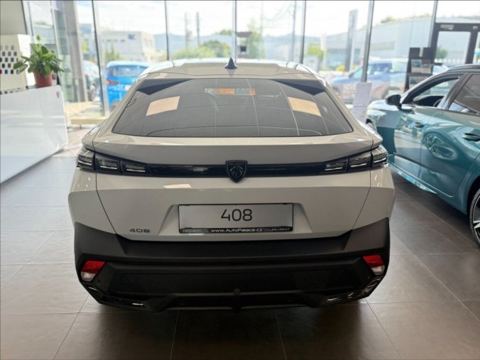 Peugeot 408, Peugeot 408 1,2 Hybrid 136 e-DCS6  ALLURE, barva bílá