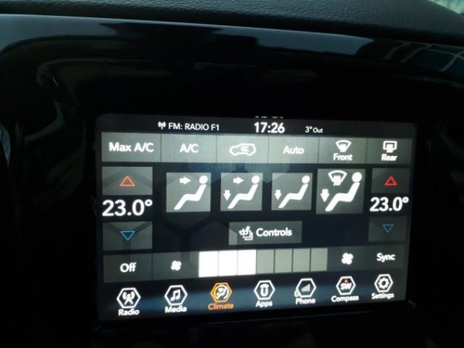 Jeep Compass, 1.3 130 PS BLACK nový model !, barva červená