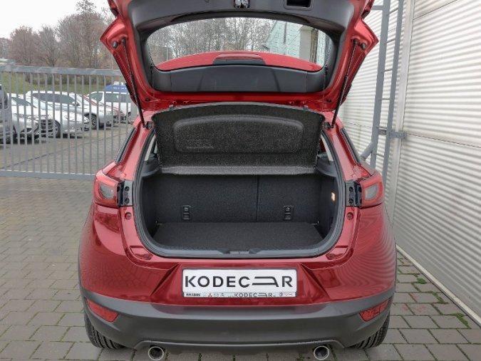 Mazda CX-3, 2,0 Skyactiv-G 89kW/121k 6MAN, barva červená