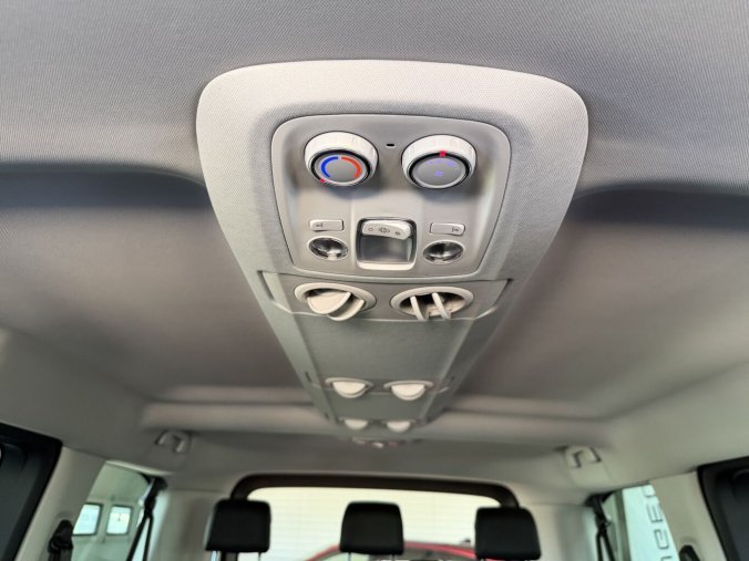 Peugeot Traveller, Peugeot Traveller Allure L2 2.2 BHDi 180k EAT8, barva zelená