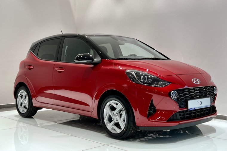 Hyundai i10, 1,0i 49 kW (95 NAT) 5 st. aut, barva červená