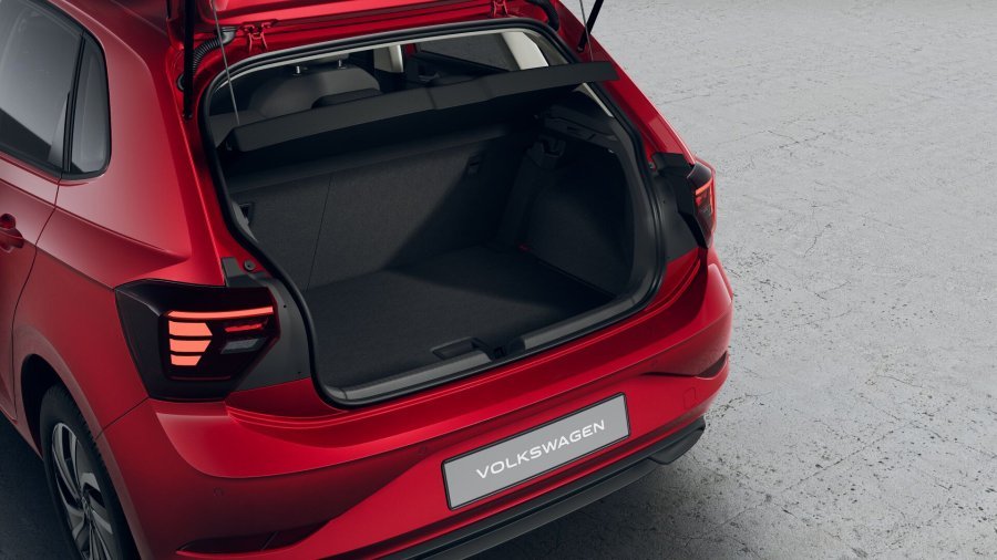 Volkswagen Polo, Polo People 1,0 TSI 70 kW 7DSG, barva červená