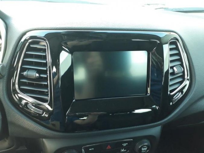 Jeep Compass, 1.3 130 PS BLACK nový model !, barva červená