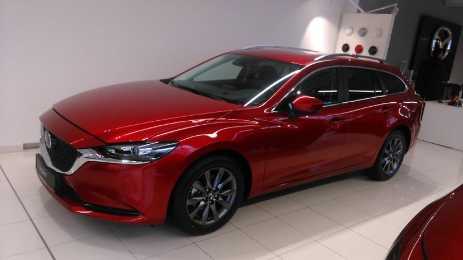 Mazda 6, 2.2D, barva červená