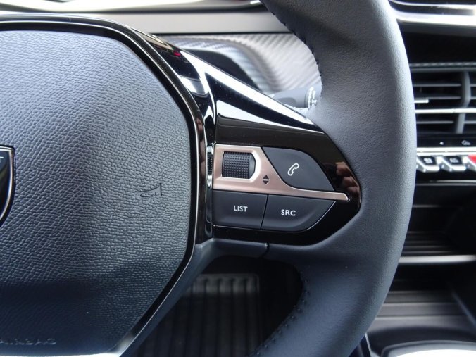 Peugeot 208, Peugeot 208 STYLE PureTech 100k MAN6, barva šedá