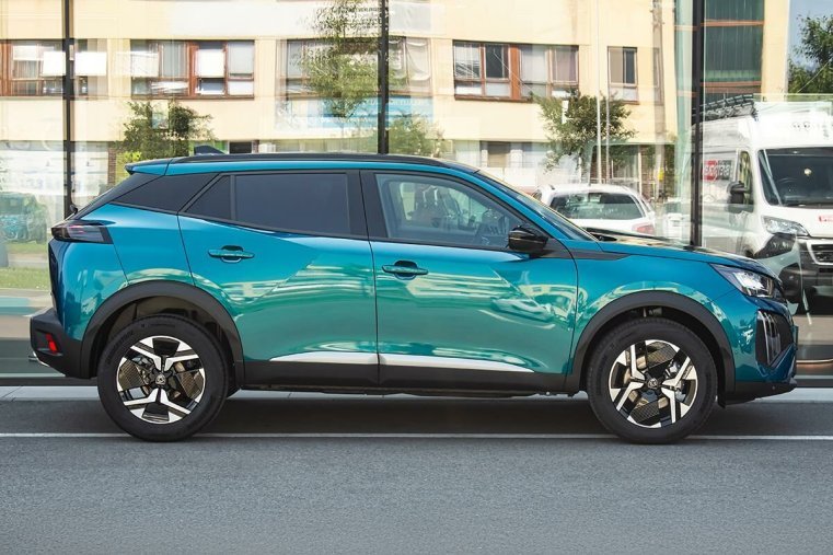 Peugeot 2008, Peugeot 2008 1,2 ALLURE PT 100 S&S MAN6, barva modrá