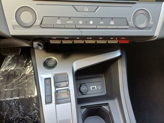 Peugeot 308, Peugeot 308 SW Style BlueHDi 130k EAT8, barva modrá