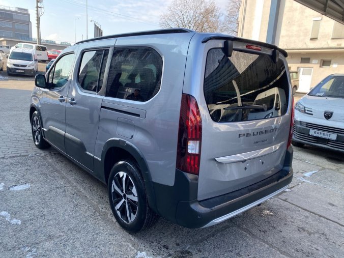 Peugeot Rifter, Peugeot Rifter LONG GT BlueHdi EAT8 7 míst - 1229, barva stříbrná