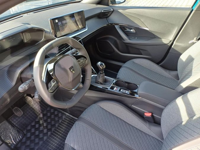 Peugeot 2008, Peugeot 2008 ALLURE 1.2 PureTech 100k Grip, barva modrá