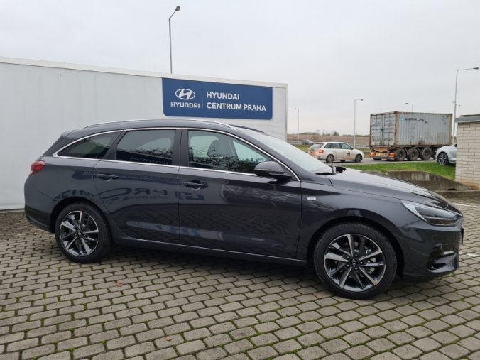 Hyundai i30, 1,5 T-GDI 117 kW DCT MHEV, barva šedá