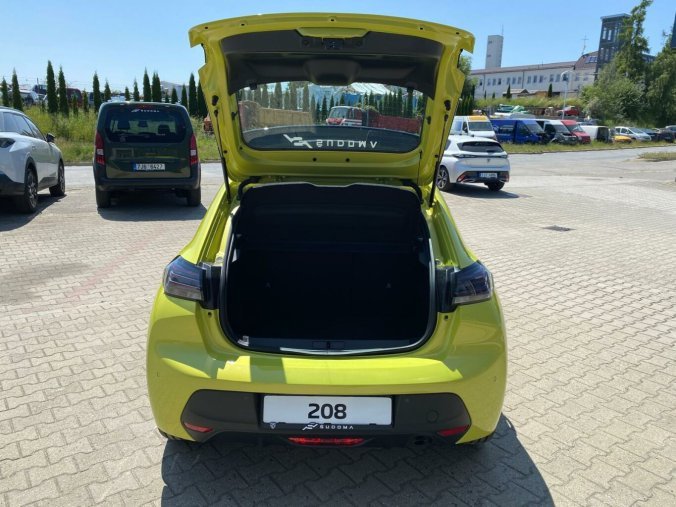 Peugeot 208, Peugeot 208 STYLE PureTech 100 S&S MAN6, barva žlutá