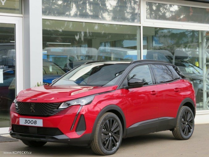 Peugeot 3008, GT HYBRID4 300 e-EAT8, barva červená