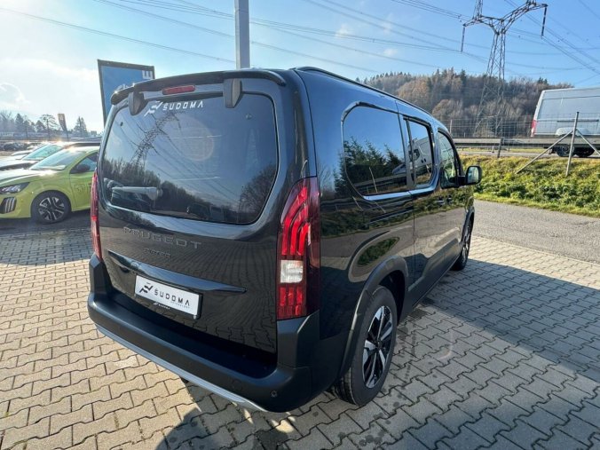 Peugeot Rifter, Peugeot Rifter Long GT BlueHDi 130k EAT8, barva černá