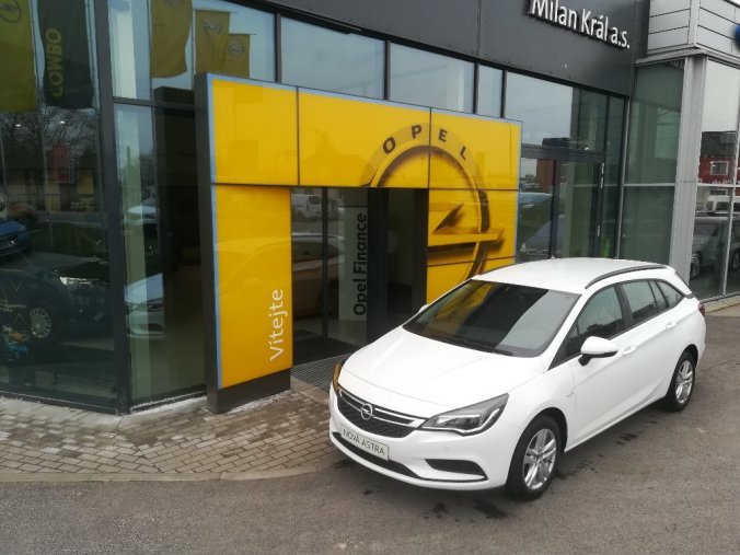 Opel Astra, SMILE 1.4 Turbo 92kW, barva bílá