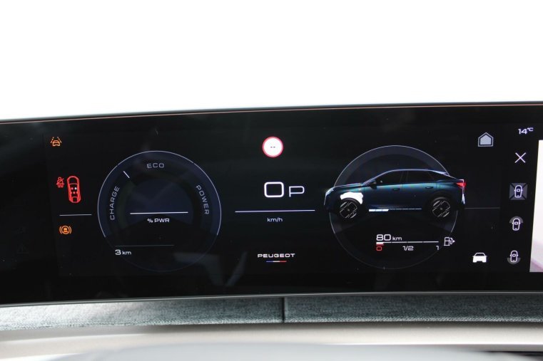 Peugeot 3008, Peugeot 3008 GT Hybrid 145k e-DCS6, barva modrá