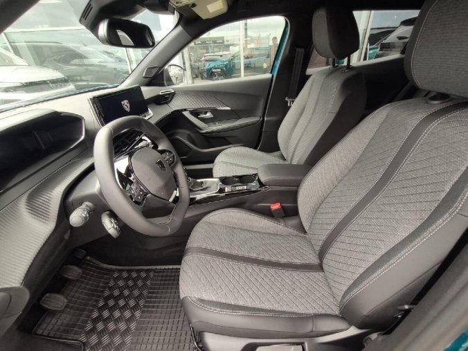 Peugeot 2008, Peugeot 2008 ALLURE 1.2 100k MAN6, barva modrá