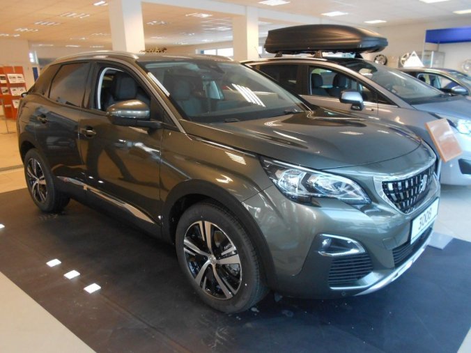 Peugeot 3008, ALLURE 1.5 BlueHDi 130 S&amp;S, barva šedá