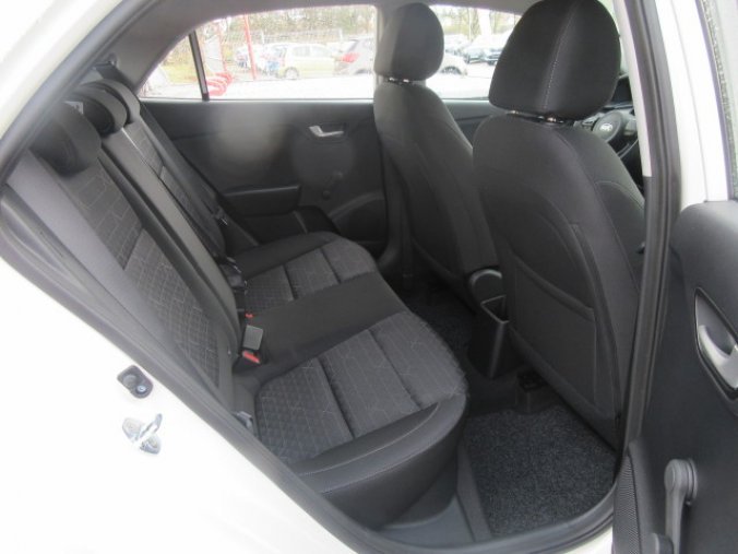 Kia Rio, 1.2 CVVT COMFORT, barva bílá