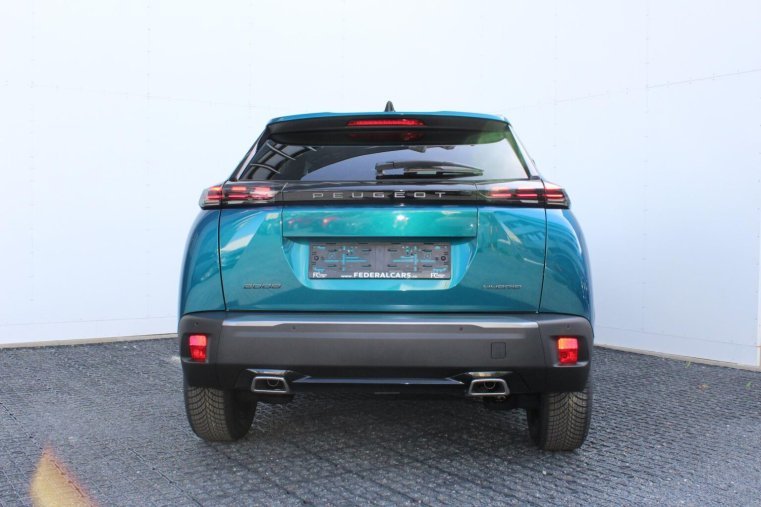 Peugeot 2008, Peugeot 2008 ALLURE PureTech 100 S&S MAN6, barva modrá