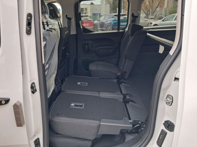 Peugeot Rifter, Peugeot Rifter LONG ALLURE BlueHDi 130 S&, barva bílá