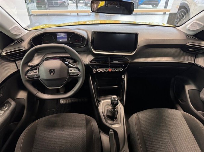 Peugeot 208, Peugeot 208 1,2 STYLE Turbo 100 MAN6, barva žlutá