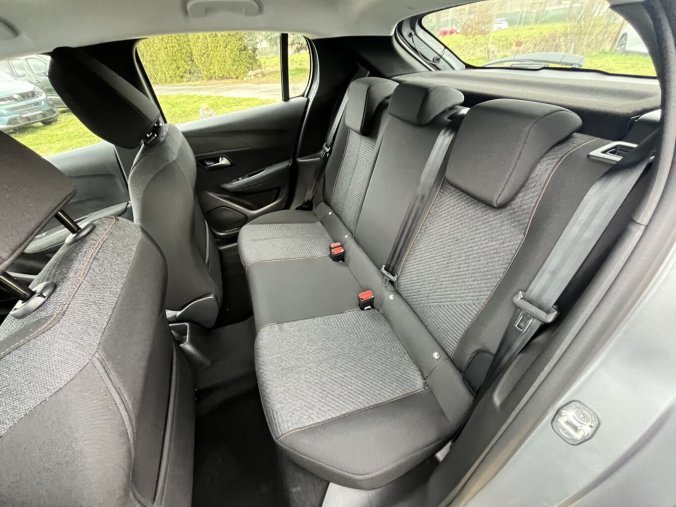 Peugeot 208, Peugeot 208 STYLE PureTech 100k MAN6, barva šedá