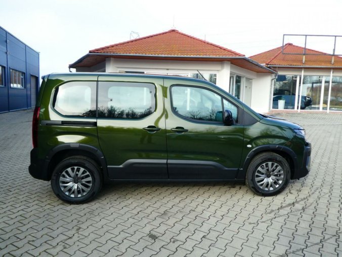 Peugeot Rifter, Peugeot Rifter ALLURE BHDi 100 S&S MAN6 M1, barva zelená